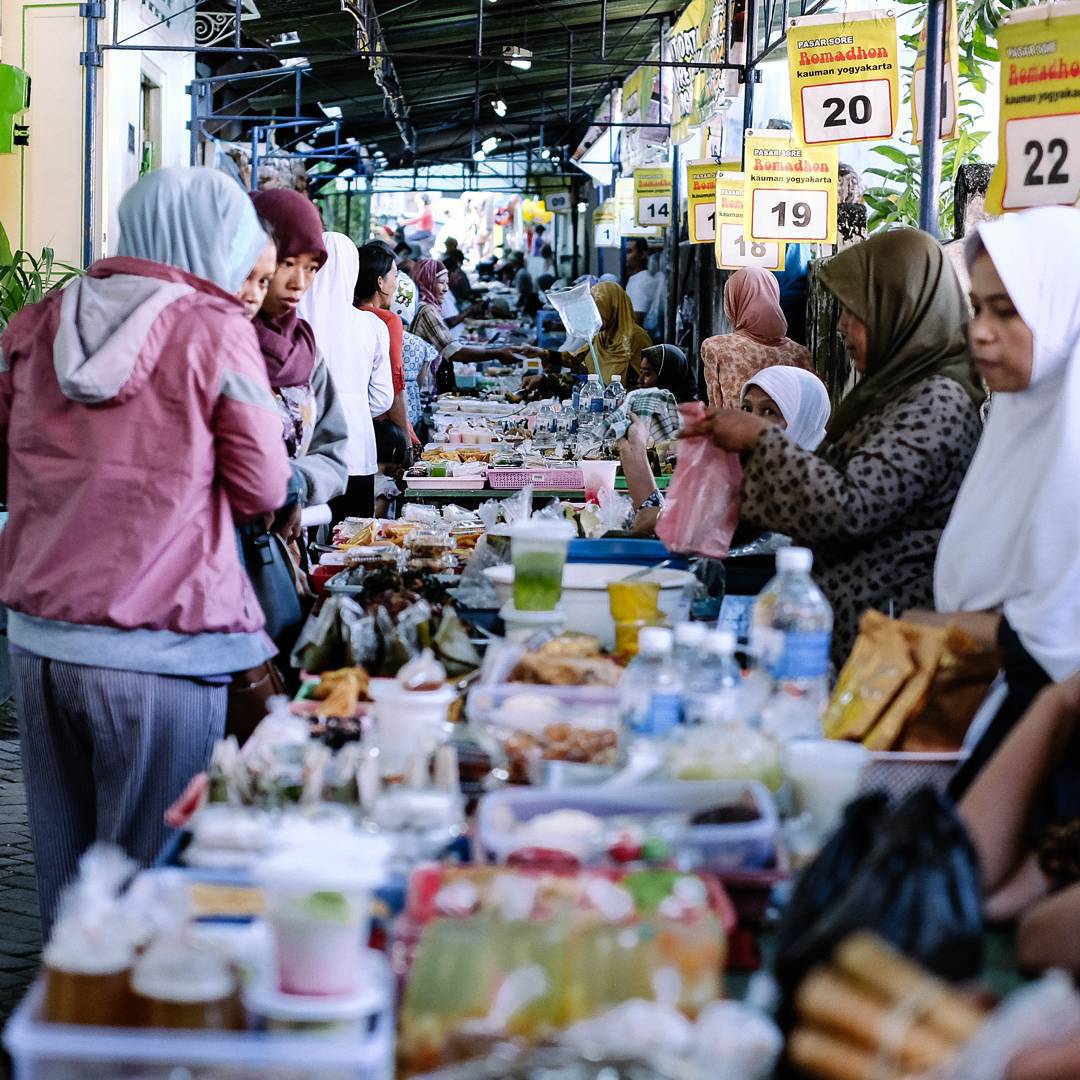 Berburu Takjil Di Pasar Ramadhan Kauman Yogyakarta Satoria Hotel